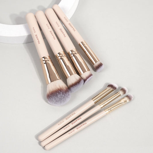 Set de 7 Pinceaux de Maquillage – Fond de Teint, Poudre, Anti-Cernes, Blush & Estompe